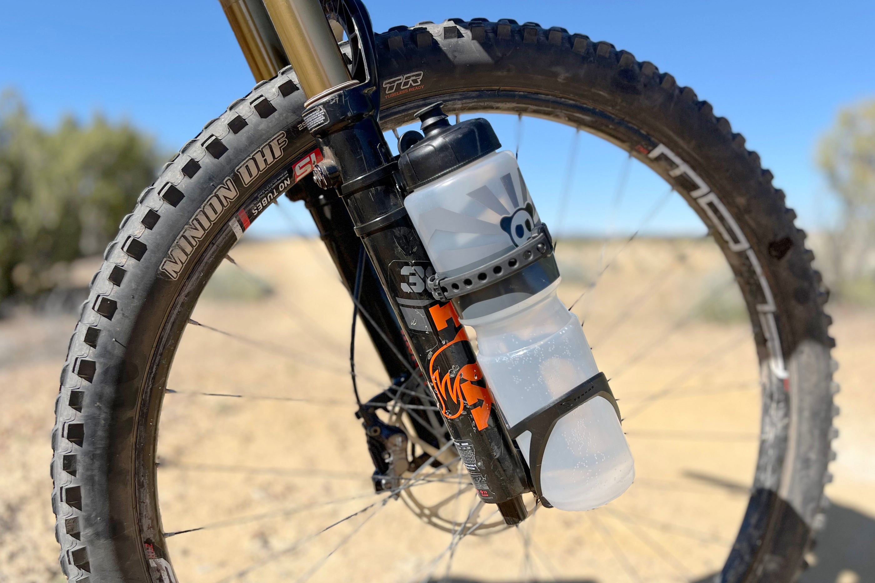 Old Man Mountain Axle Pack