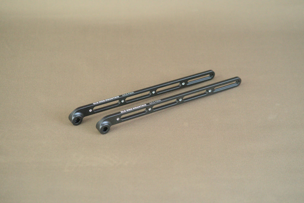 Old Man Mountain Axle Pack